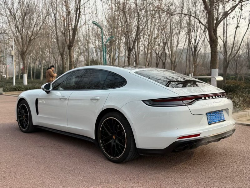 聊城22年保时捷帕拉梅拉5