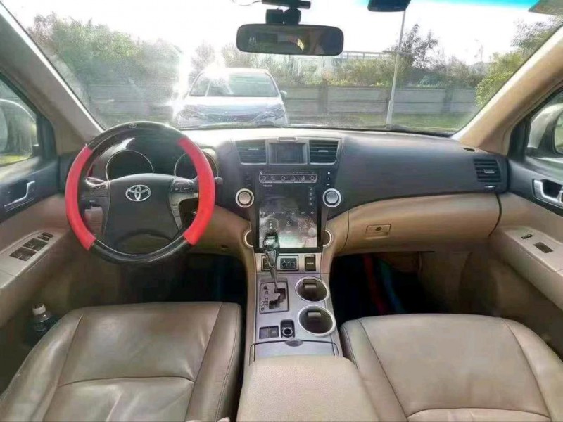 广州12年丰田汉兰达7