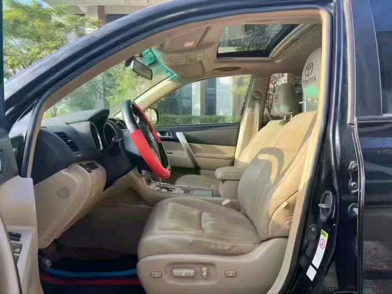 广州12年丰田汉兰达9