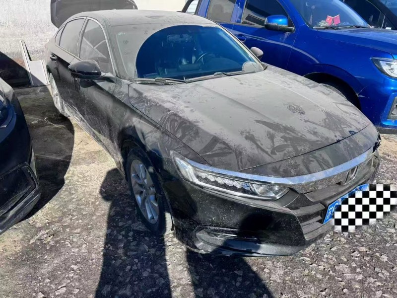 连云港19年本田雅阁4