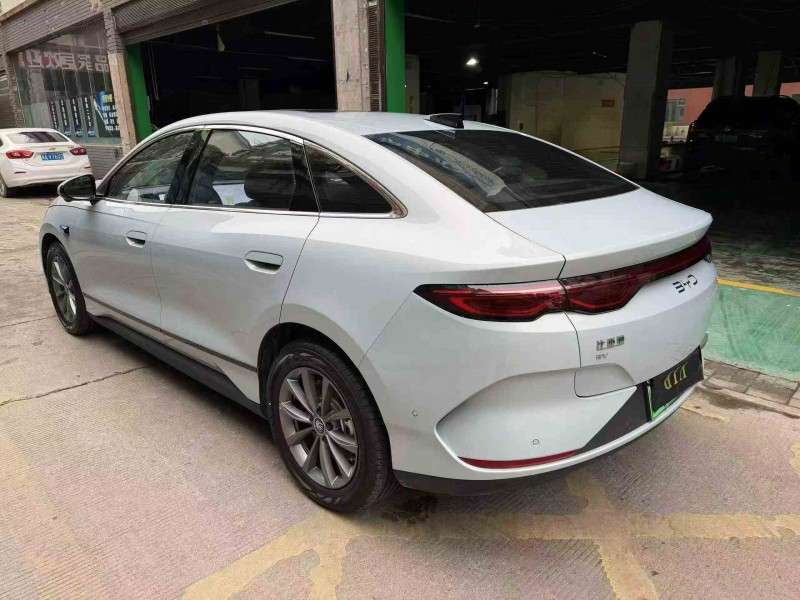 毕节25年比亚迪秦8
