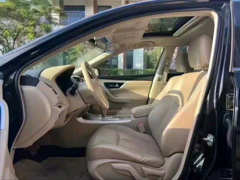 广州18年日产天籁9