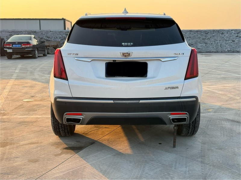新乡23年凯迪拉克XT58