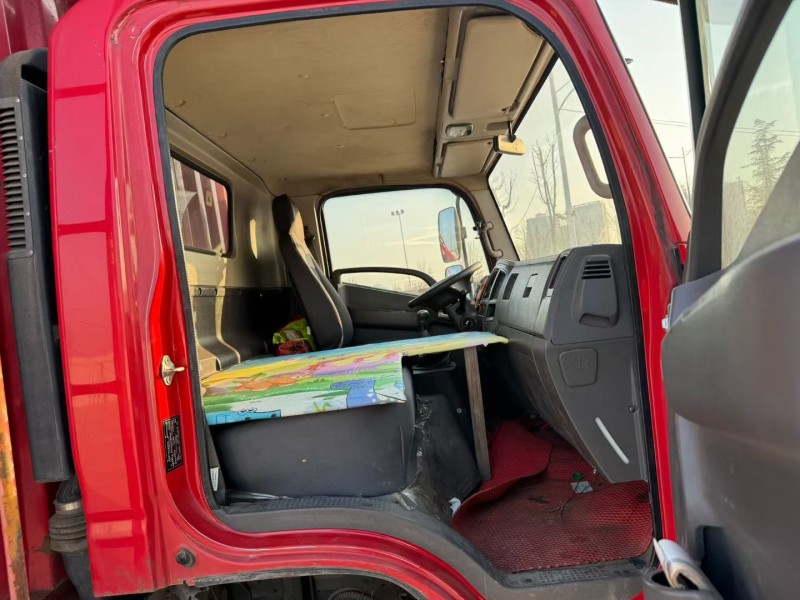 新乡21年现代鸿图6