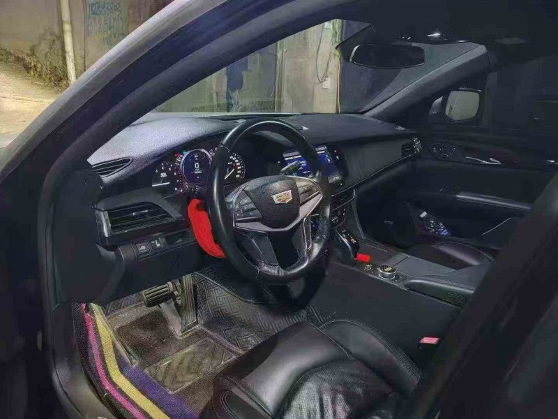 铜仁20年凯迪拉克CT64