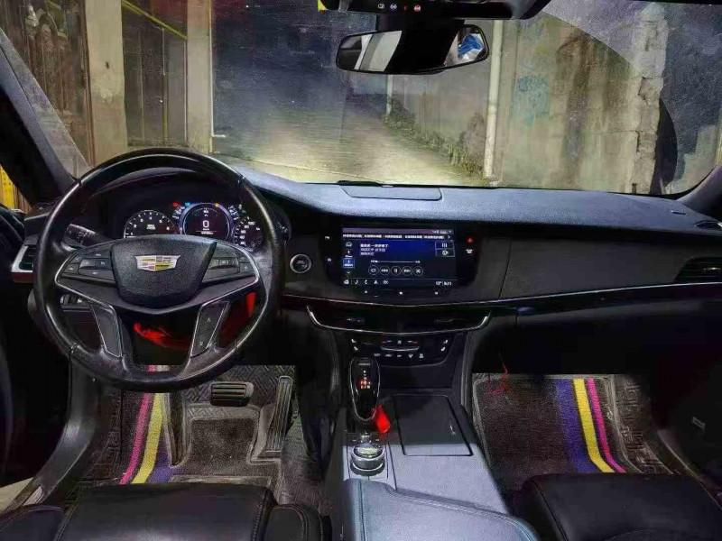 铜仁20年凯迪拉克CT65