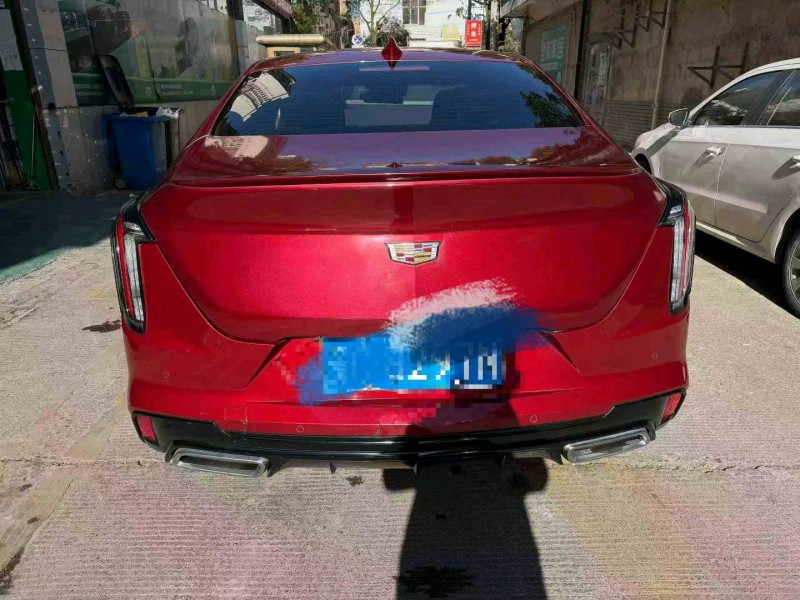 黔东南21年凯迪拉克CT49