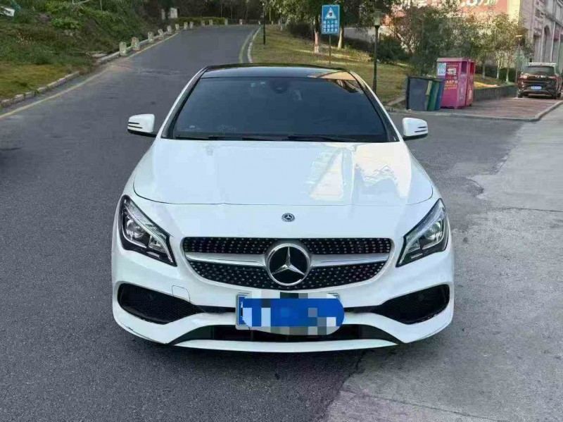 莆田19年奔驰CLA1