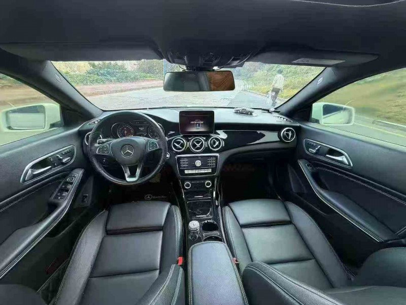 莆田19年奔驰CLA4