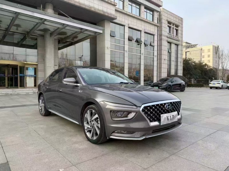 枣庄22年现代名图3