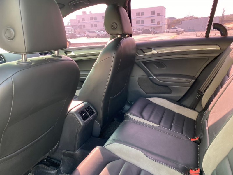 兰州17年大众高尔夫6