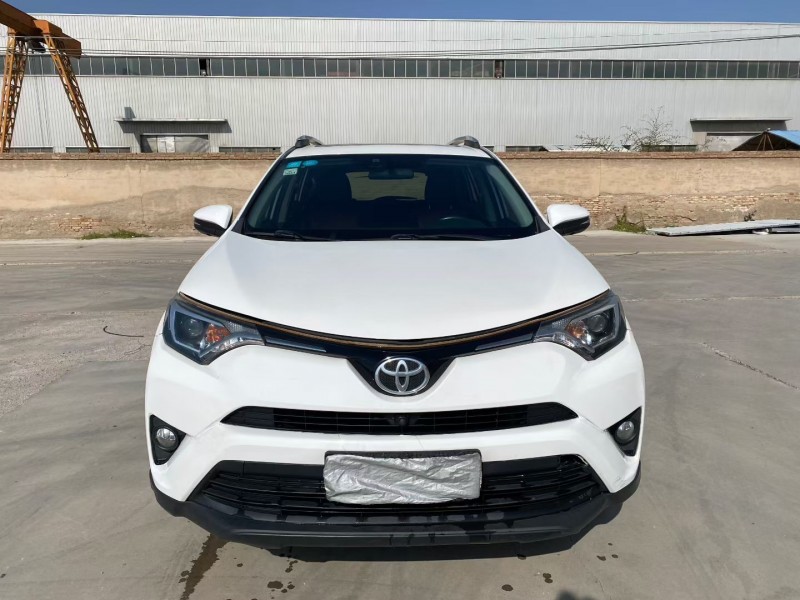 兰州19年丰田RAV4荣放1