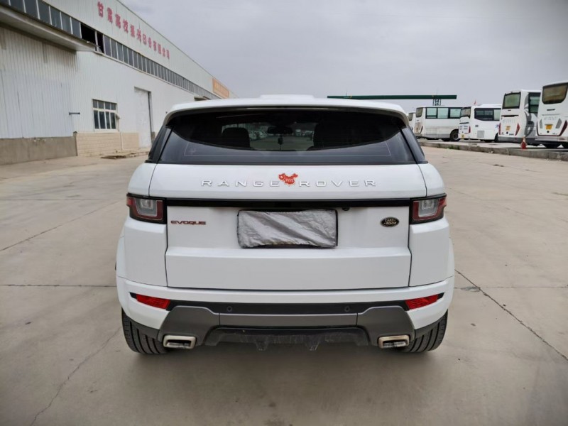 兰州17年路虎极光8