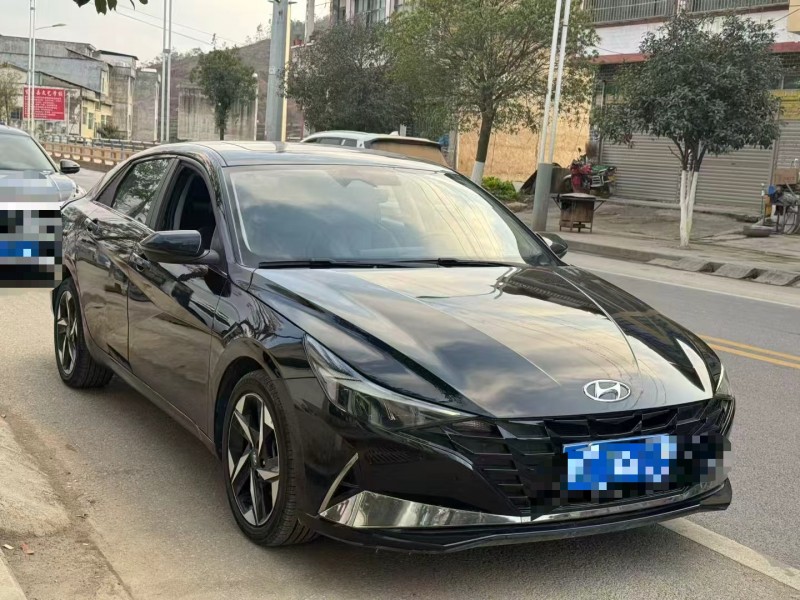 安顺21年现代伊兰特2