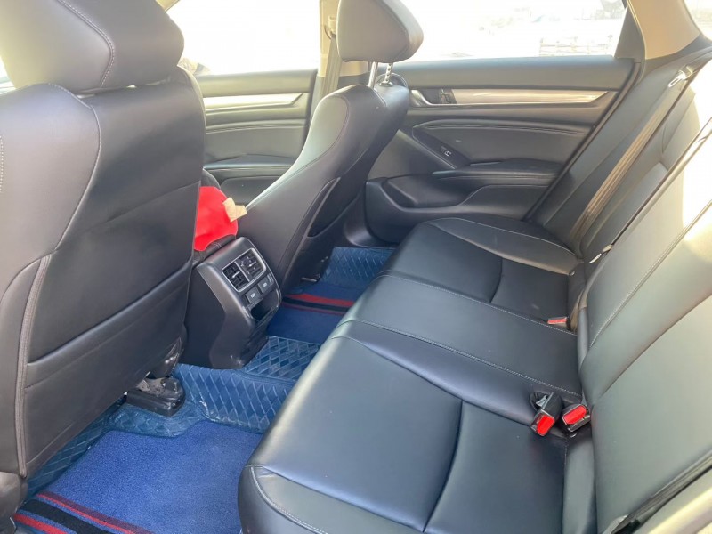 兰州23年本田雅阁6