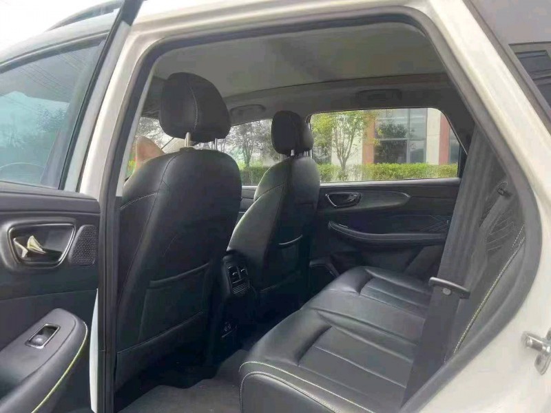 广州22年荣威RX58