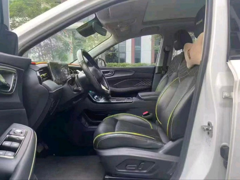 广州22年荣威RX59