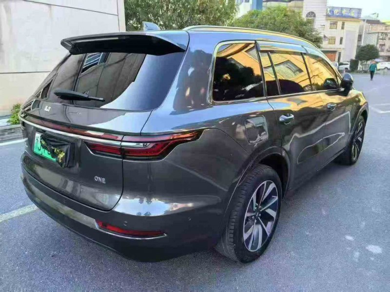 嘉兴22年理想理想ONE8