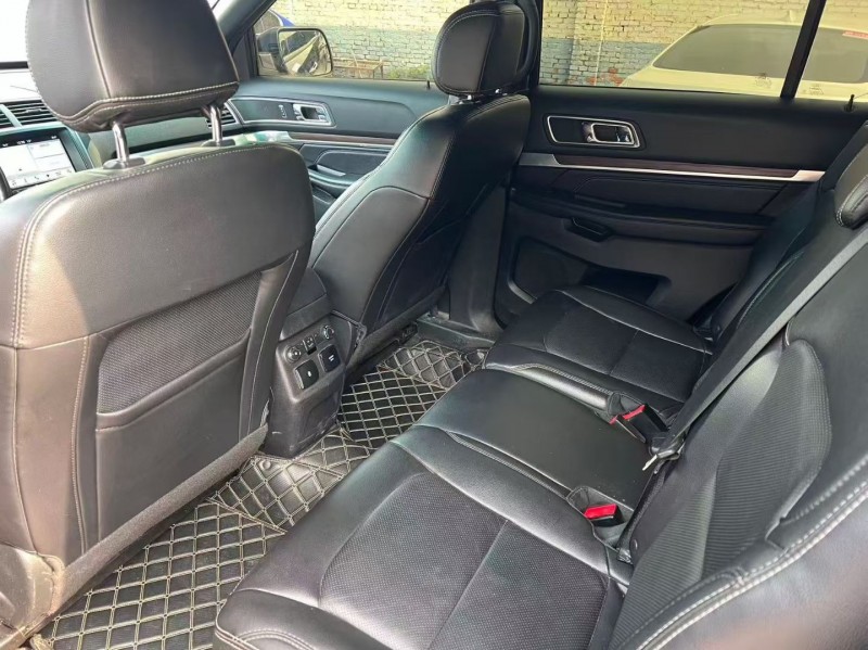 邢台18年福特探险者5