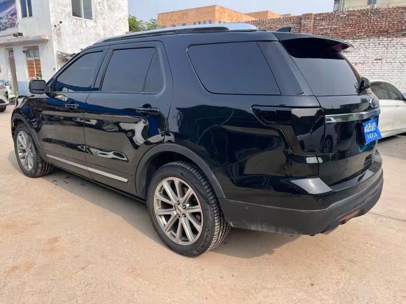 邢台18年福特探险者7