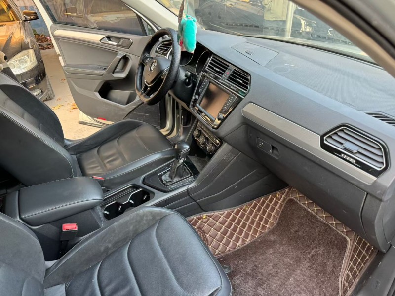 邢台18年大众途观3