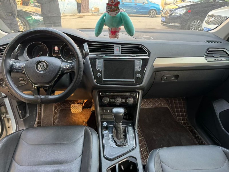 邢台18年大众途观5