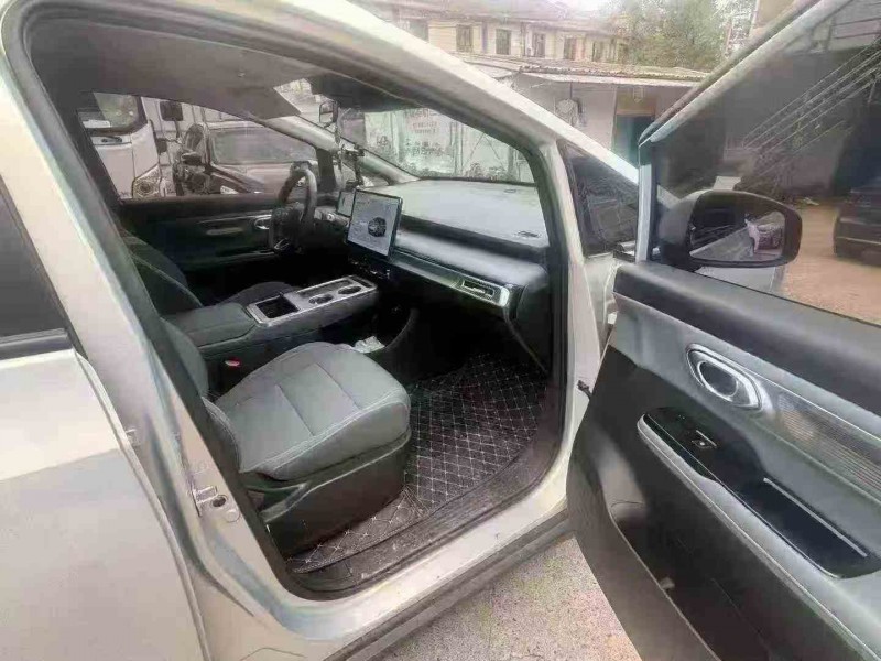 衡阳25年传祺埃安Y3