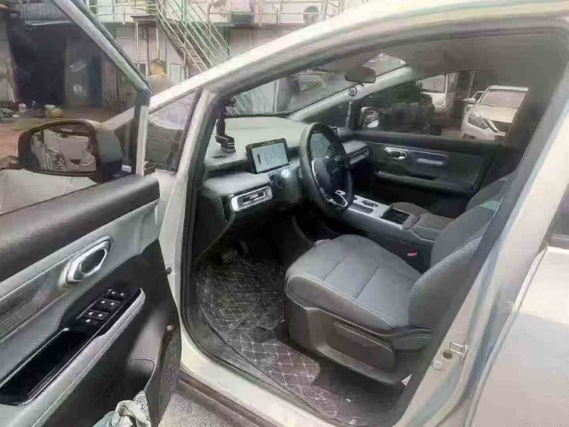 衡阳25年传祺埃安Y5