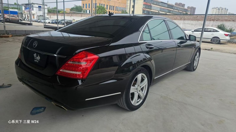 邢台12年奔驰S8