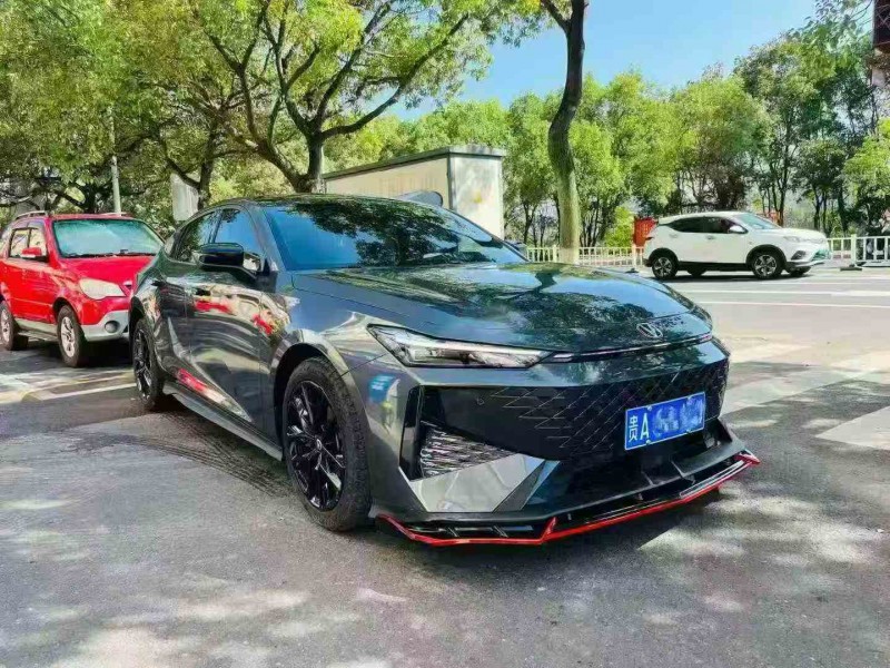 南平25年长安汽车UNI2