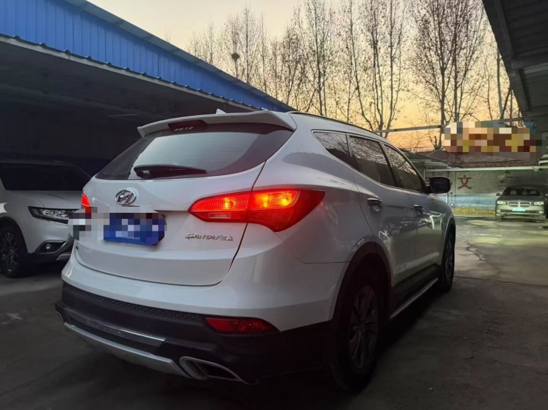 邢台14年现代新胜达8