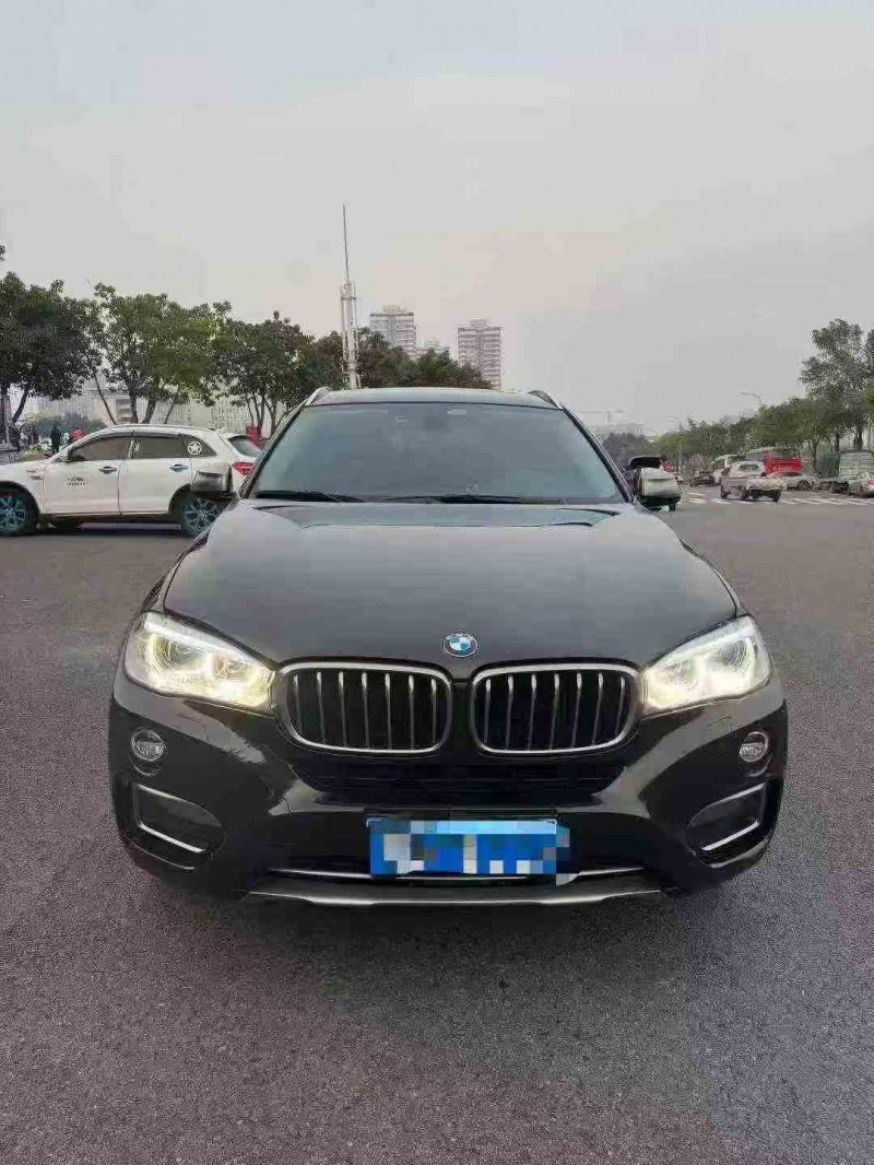 重庆18年宝马X61