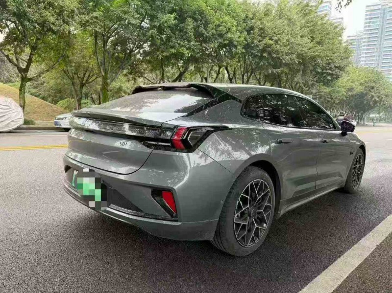 重庆24年极氪汽车0017