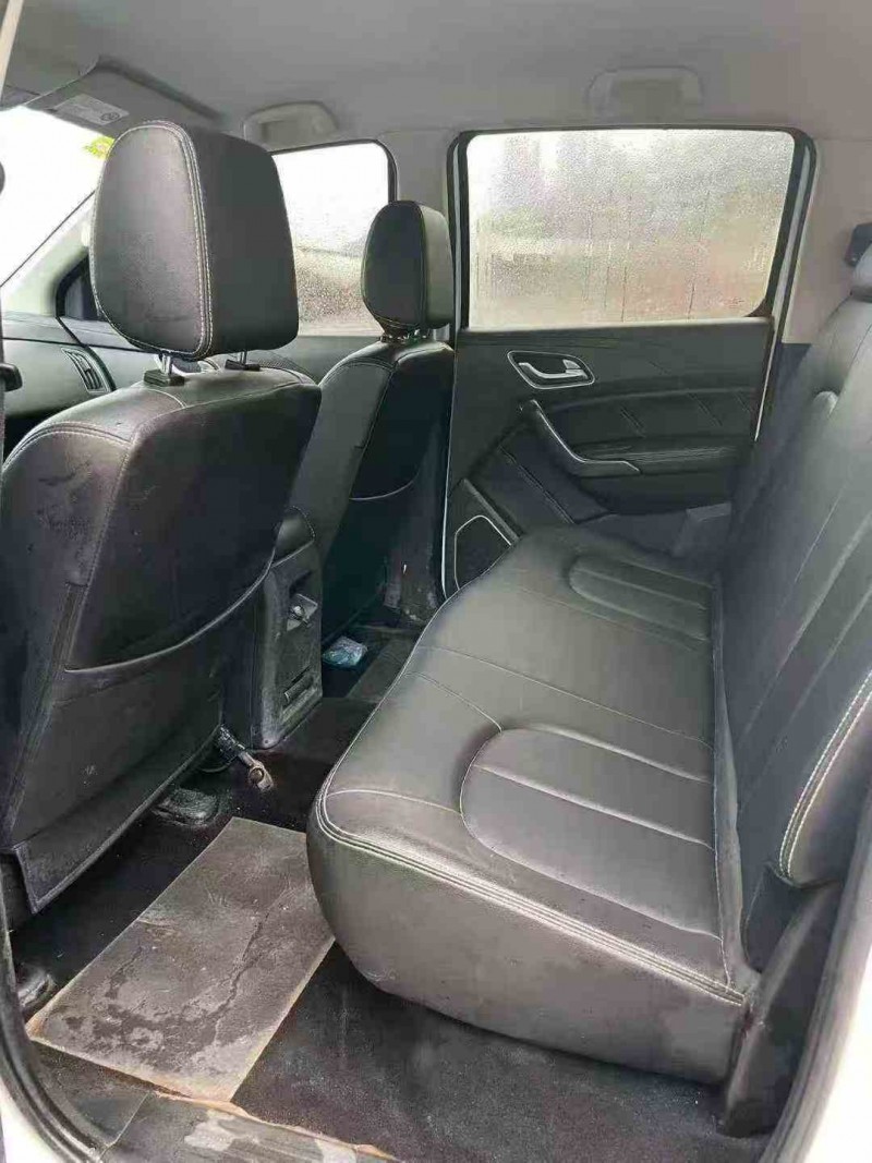 重庆21年江铃域虎5