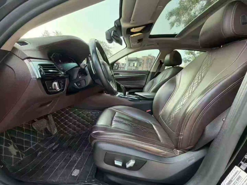 珠海20年宝马5系4