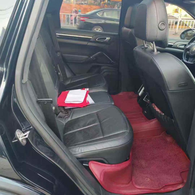 九江14年保时捷卡宴5