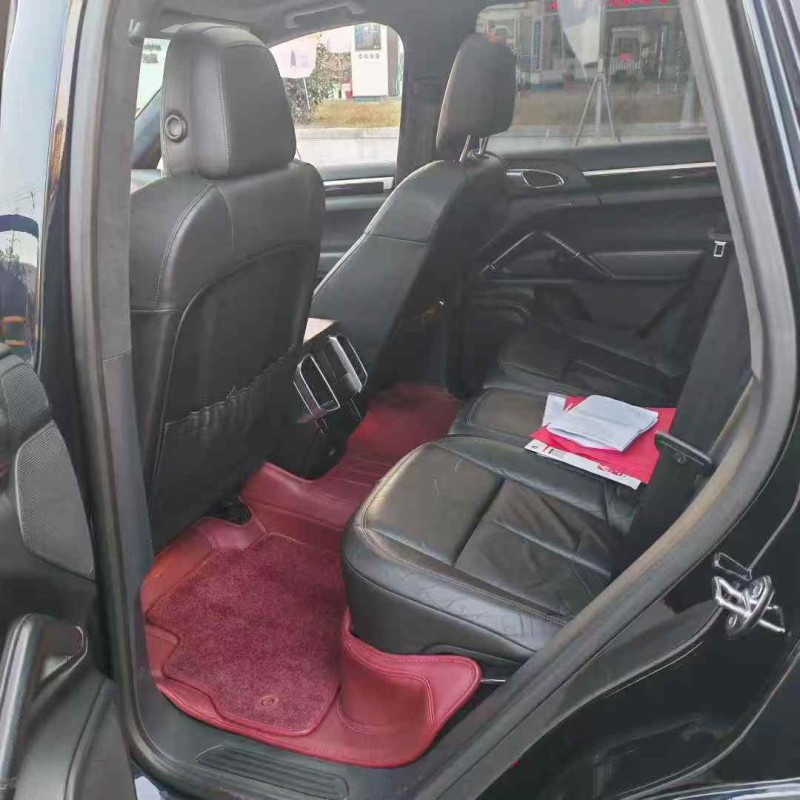 九江14年保时捷卡宴7