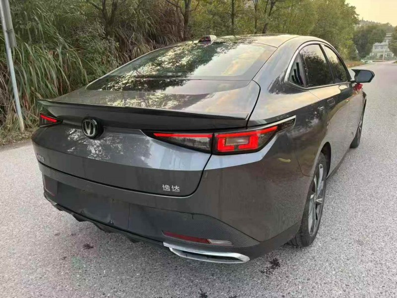 张家界24年长安汽车逸动9