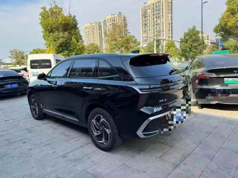 衢州24年红旗HS38