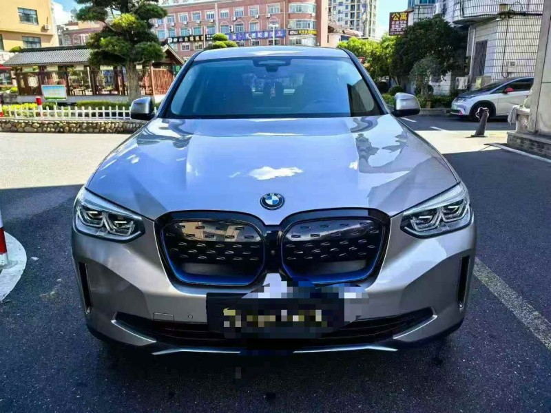 金华22年宝马IX31