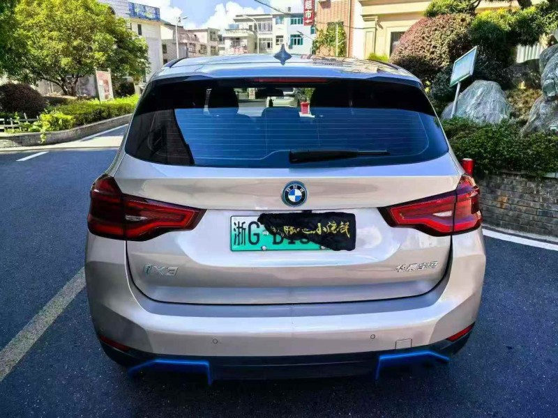 金华22年宝马IX39