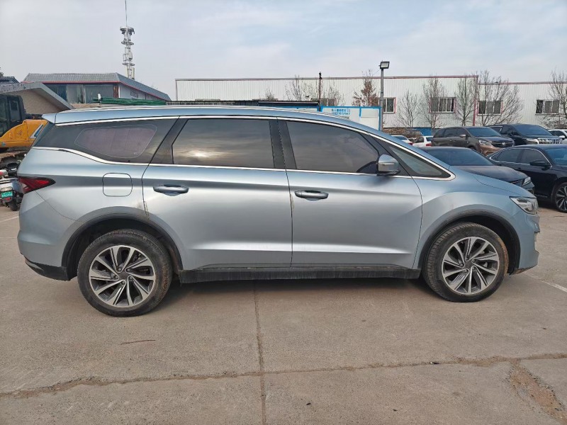 郑州20年吉利嘉际3