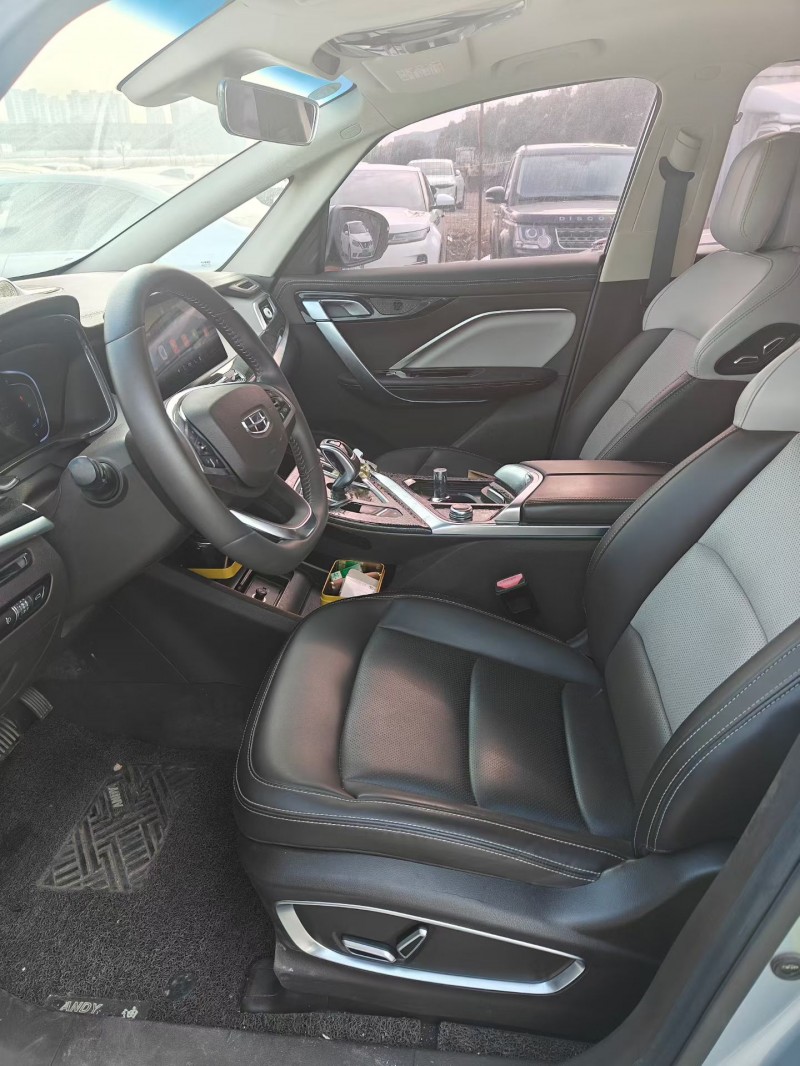 郑州20年吉利嘉际7