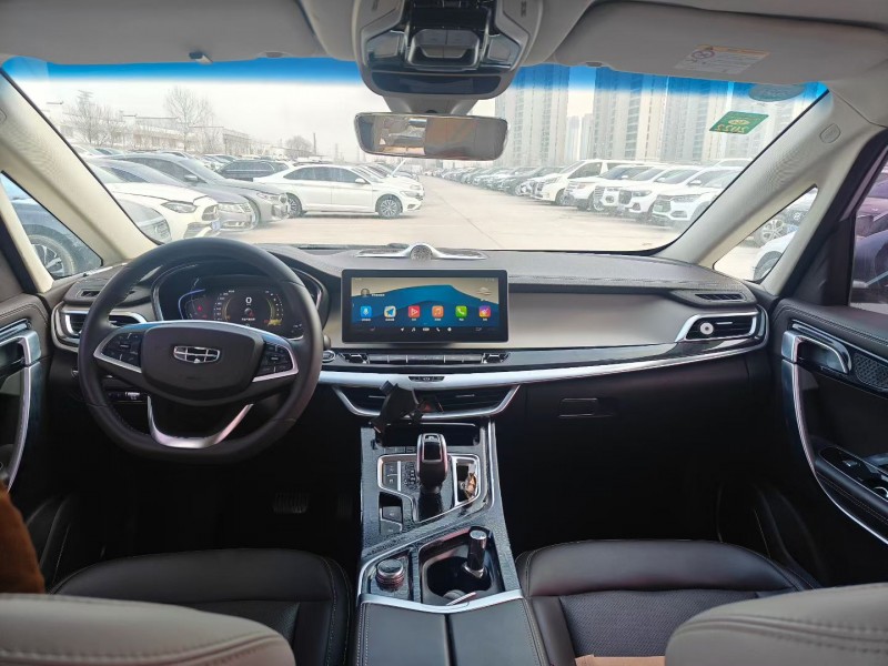 郑州20年吉利嘉际8