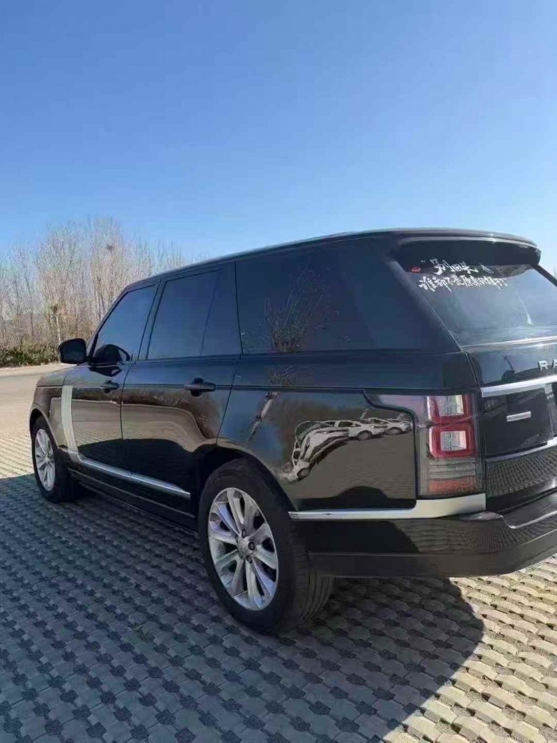 青岛15年路虎揽胜行政7