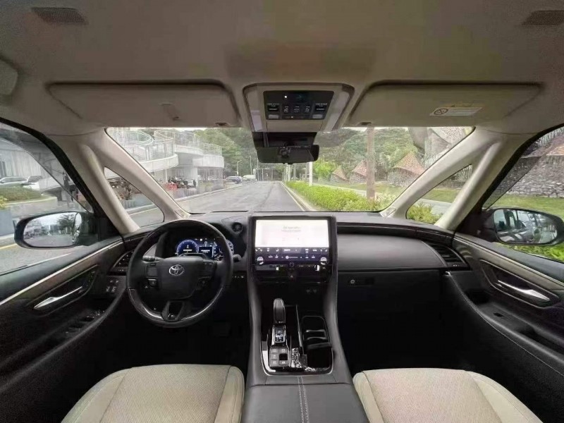 深圳24年丰田埃尔法4