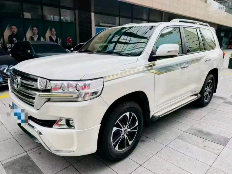 广州19年丰田兰德酷路泽2