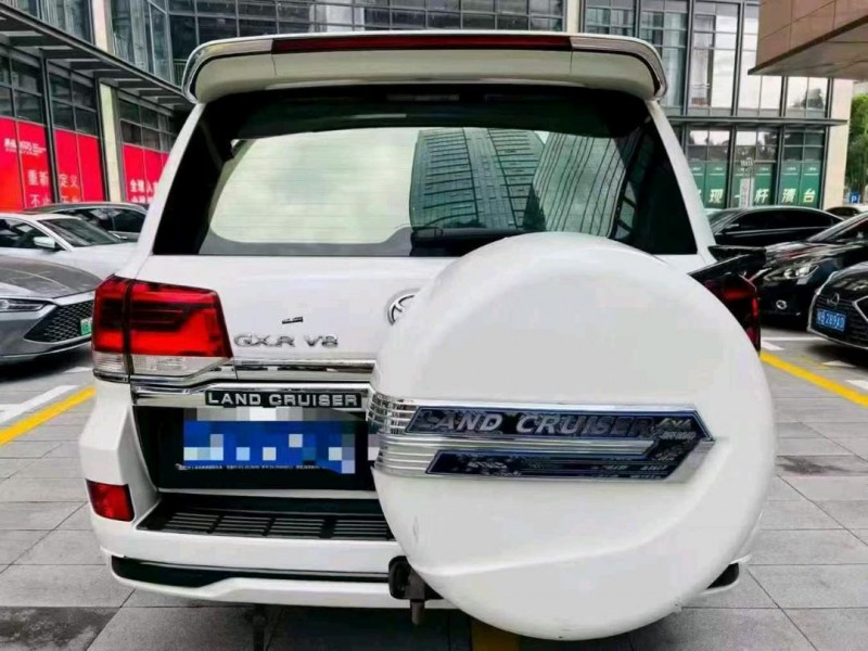 广州19年丰田兰德酷路泽7