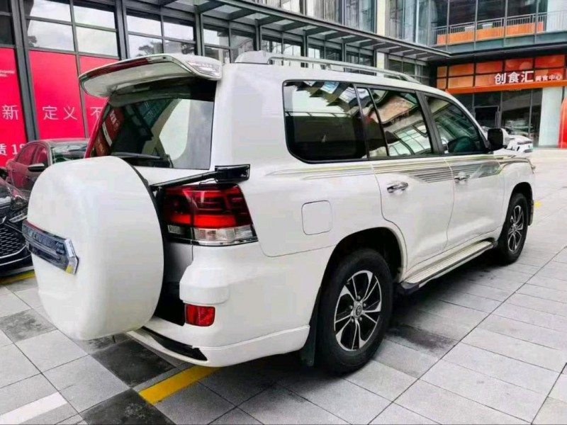 广州19年丰田兰德酷路泽9