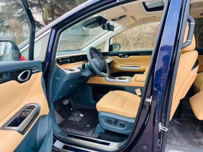 济宁25年传祺E87